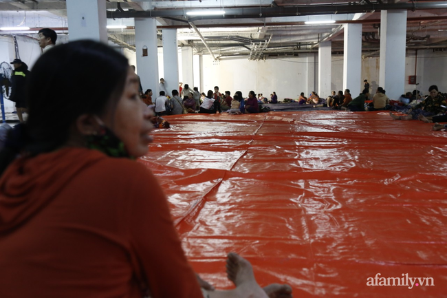 Sau khi nắm bắt tình hình đồng thời dự đoán khu vực xã là nơi tâm bão có thể đi qua, chính quyền địa phương đã rất gấp rút, sử dụng mọi biện pháp để có thể sớm đưa người dân đến khu vực an toàn.