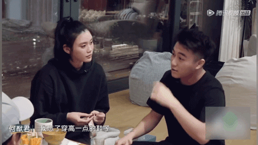 Lời chia sẻ ngượng ngùng của Hà Du Quân khiến Ngô Kinh bị sặc vì bất ngờ. Anh chàng hoá ra lại có tình huống khó xử chỉ vì bạn gái quá cao