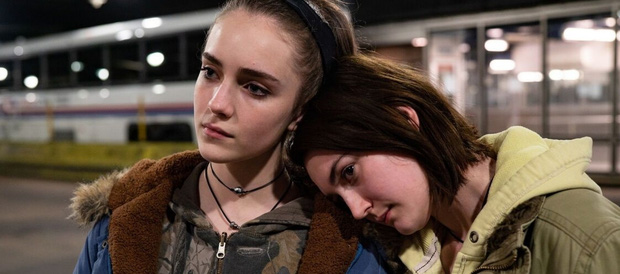 Autumn đã cùng người chị họ Skylar bắt đầu một chuyến đi đến New York để phá thai.