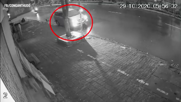 Hình ảnh chiếc xe Innova được camera an ninh ghi lại (Ảnh cắt từ clip)