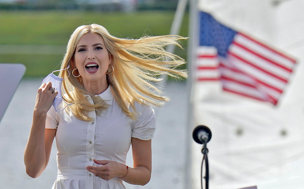 Ivanka Trump hoàn toàn im lặng sau khi ông Joe Biden chiến thắng.