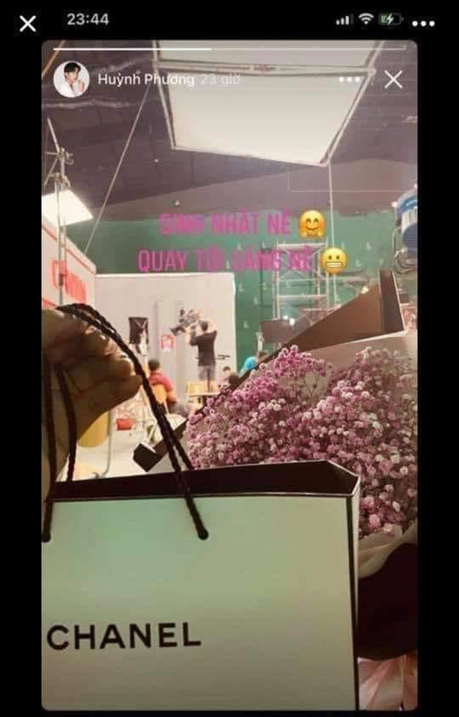 Chi tiết làm rộ nghi vấn Huỳnh Phương đã hẹn hò một cô gái vào 6 tuần trước khi Sĩ Thanh xác nhận chia tay