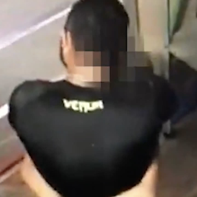 Sự việc đang được cảnh sát Nga làm rõ.