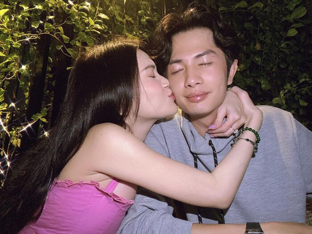 Khoảnh khắc tình tứ được Sĩ Thanh đăng tải vào ngày 23/6/2020