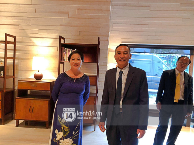 Bố mẹ Công Phượng xuất hiện tại lễ cưới