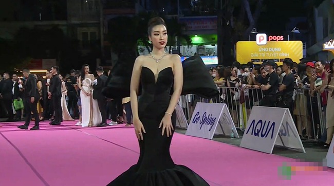 Hoa hậu Đỗ Mỹ Linh