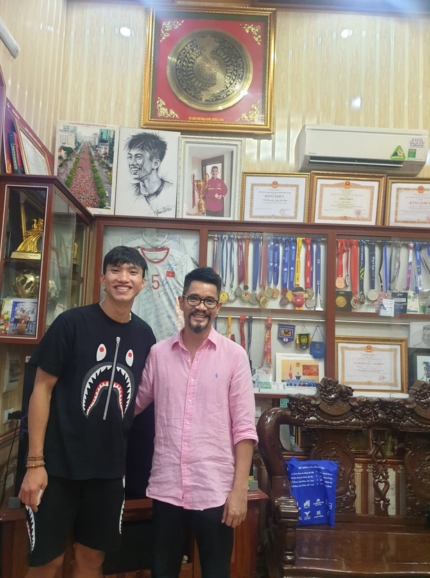 Bố Doãn Hải My và Văn Hậu