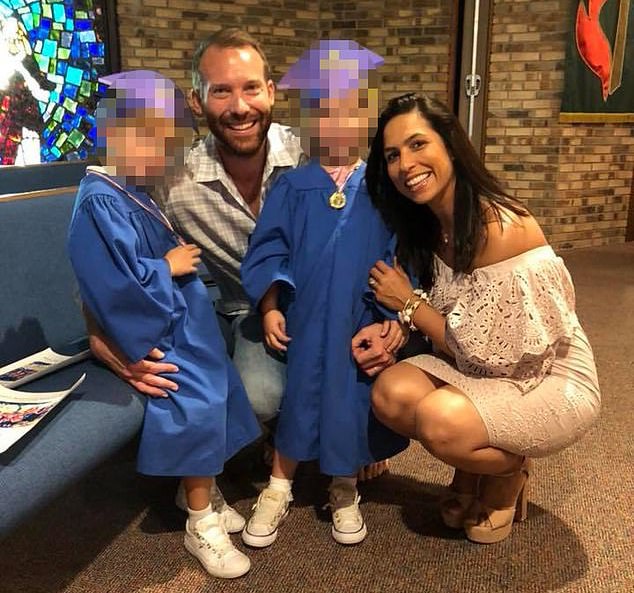 Người đàn ông đã bắn gia đình nhà vợ trước mặt cặp song sinh 5 tuổi.