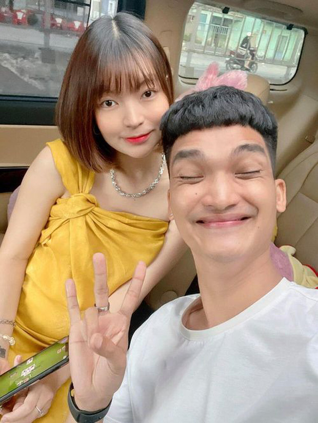 Khán giả và đồng nghiệp đang liên tực gửi lời chúc mừng tới vợ chồng Mạc Văn Khoa