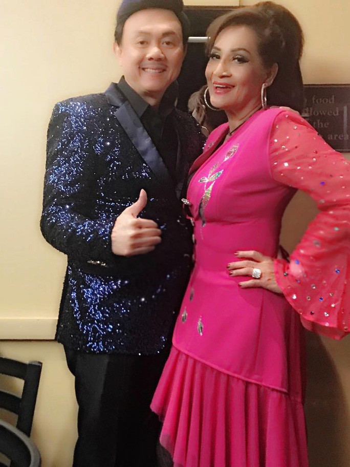 Ca sĩ Carol Kim và nghệ sĩ Chí Tài