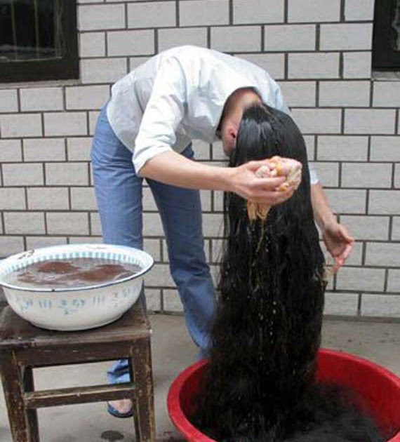 Thời điểm tốt nhất để tắm và gội là vào buổi sáng, sau khi tập thể dục và chỉ tắm khi đã ráo mồ hôi (sau ít nhất một giờ).