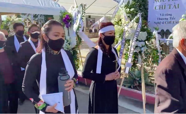 Dòng người đưa tiễn cố nghệ sĩ