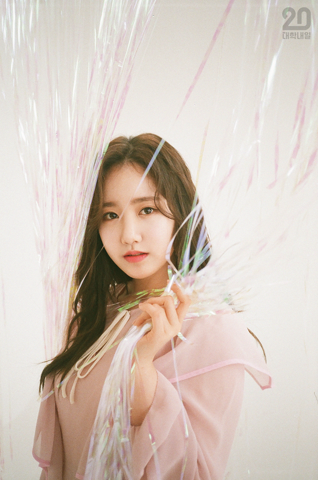 Vẻ trong sáng, dịu dàng vạn người mê của sao nhí Gia Đình Là Số 1 ngày nào