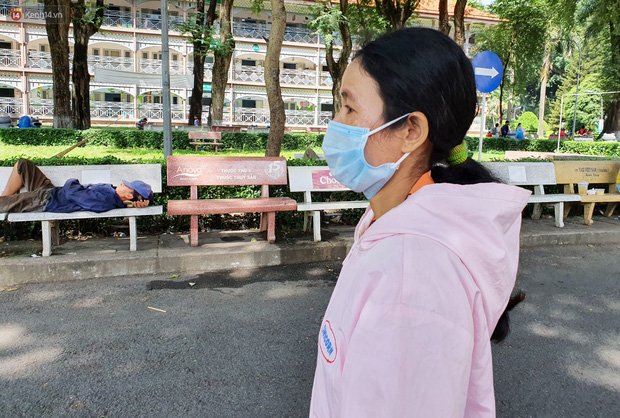 Người mẹ dân tộc Cơ Ho vẫn đi tìm kiếm phép màu cho đứa con trai 4 tuổi...