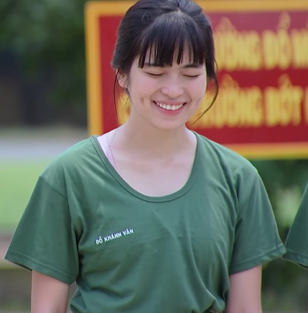 Hình ảnh dễ thương của Khánh Vân trong chương trình Sao Nhập Ngũ