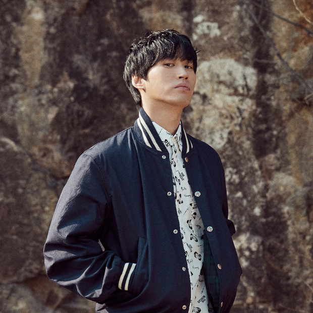 Vừa có IQ cao, vừa được đào tạo bài bản, không có gì lạ khi Tablo lại có thể viết ra được những lời ca đầy sức sáng tạo, lay động lòng người