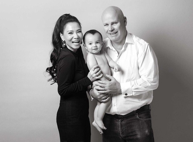 Bé Winston Vũ De Jager - con trai ca sĩ Thu Minh