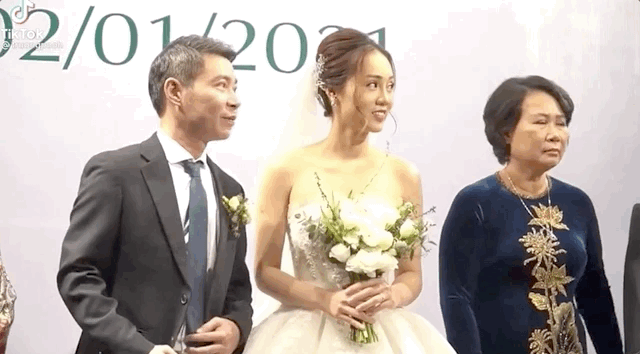 Ngay sau khi nghe MC đề nghị NS Công Lý hôn