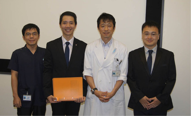 Á quân Olympia học tập tại Nhật.