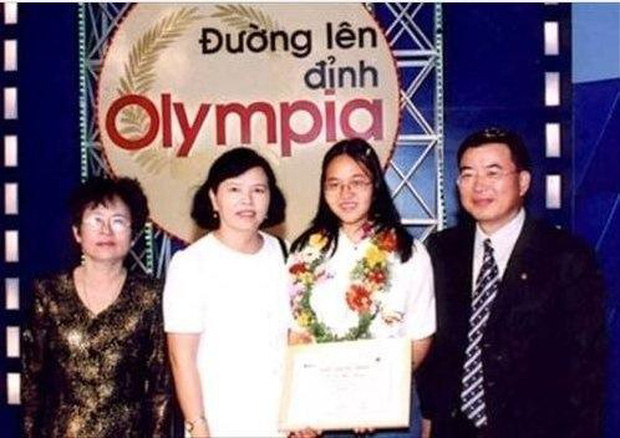Hồng Nhung khi thi Đường lên đỉnh Olympia.