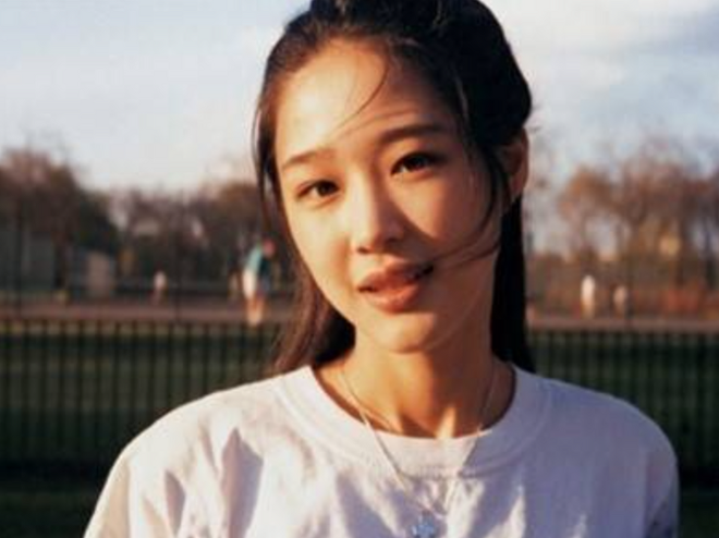 Nhan sắc thời trẻ của Lee Sa Kang từng khiến bao chàng trai mê mẩn