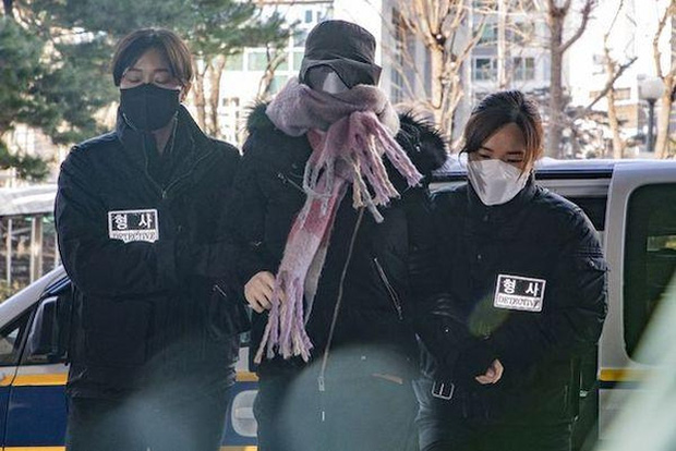 Hwang Hana đã bị bắt giữ để phục vụ điều tra