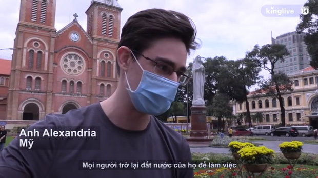 Anh Alexandria ngợi ca sự đoàn kết của cả dân tộc Việt Nam trong đại dịch Covid-19