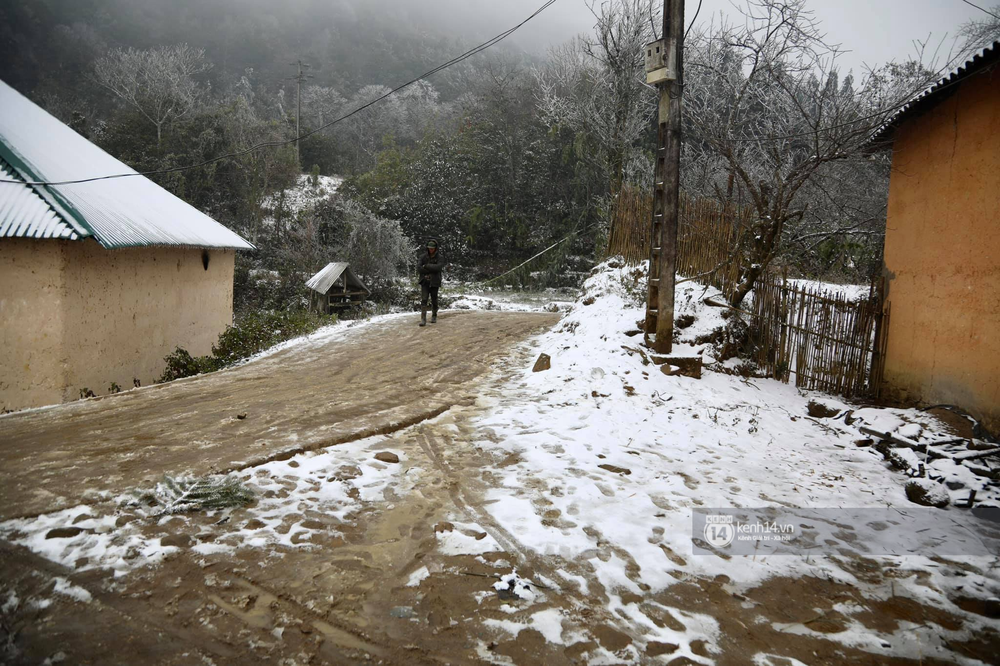 Thời tiết lạnh giá, người dân hạn chế ra ngoài (Ảnh: Phương Thảo)