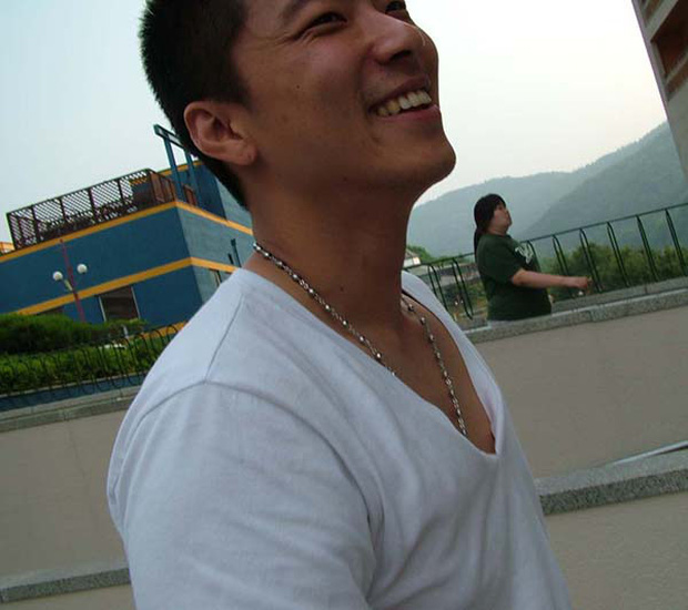 Chân dung bạn trai cũ của nữ ca sĩ