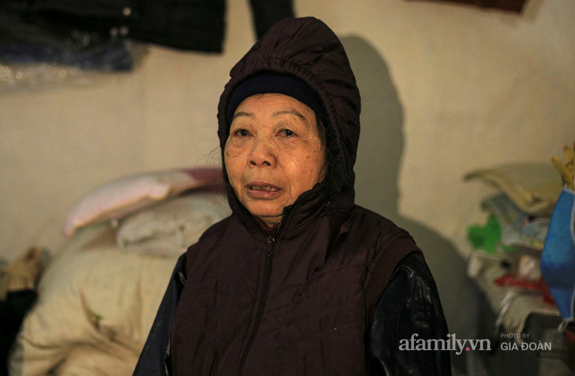 Còn 3 tháng nữa cô giáo năm ấy về hưu thì phát hiện căn bệnh suy thận mãn tính giai đoạn cuối. Cho đến nay, đã 13 năm trôi qua lời hứa của bà với người con trai vẫn dang dở.