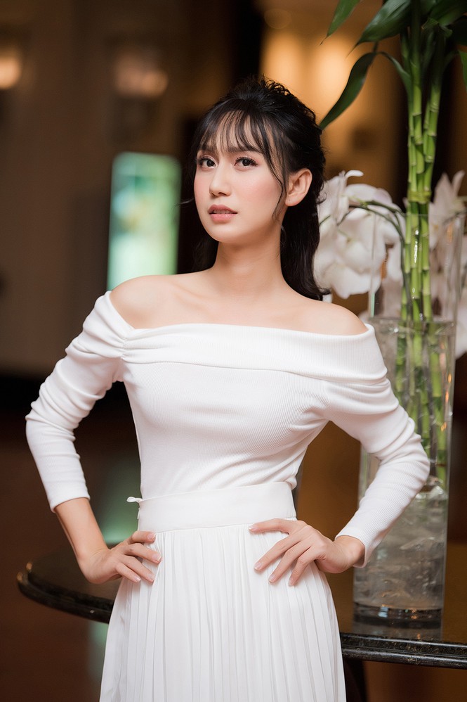 Lynk Lee đang chờ ngày được phẫu thuật giọng nói, dù có mất đi giọng hát Lynk Lee vẫn chấp nhận để được tự tin hơn