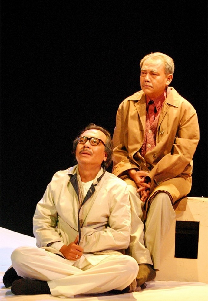 Dù đam mê diễn kịch, NSND Việt Anh đã ngưng tham gia lĩnh vực này 5 năm qua vì không tìm được kịch bản ưng ý.