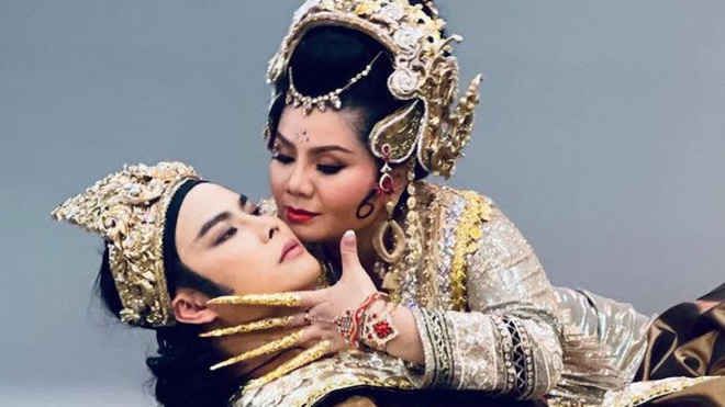 Tú Sương và Võ Minh Lâm trong vở kịch cải lương 