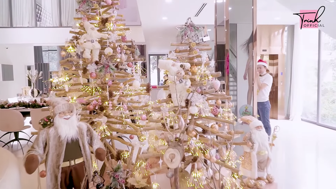 Ngọc Trinh trang hoàng cho 