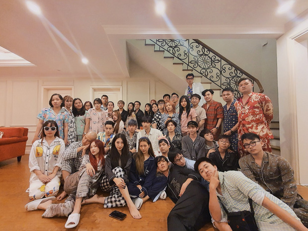 Đến cả đi ngủ cũng ton-sur-ton thế này đây!