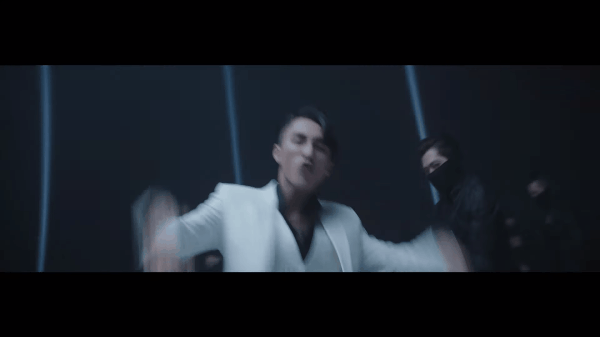 Sơn Tùng trong MV mới