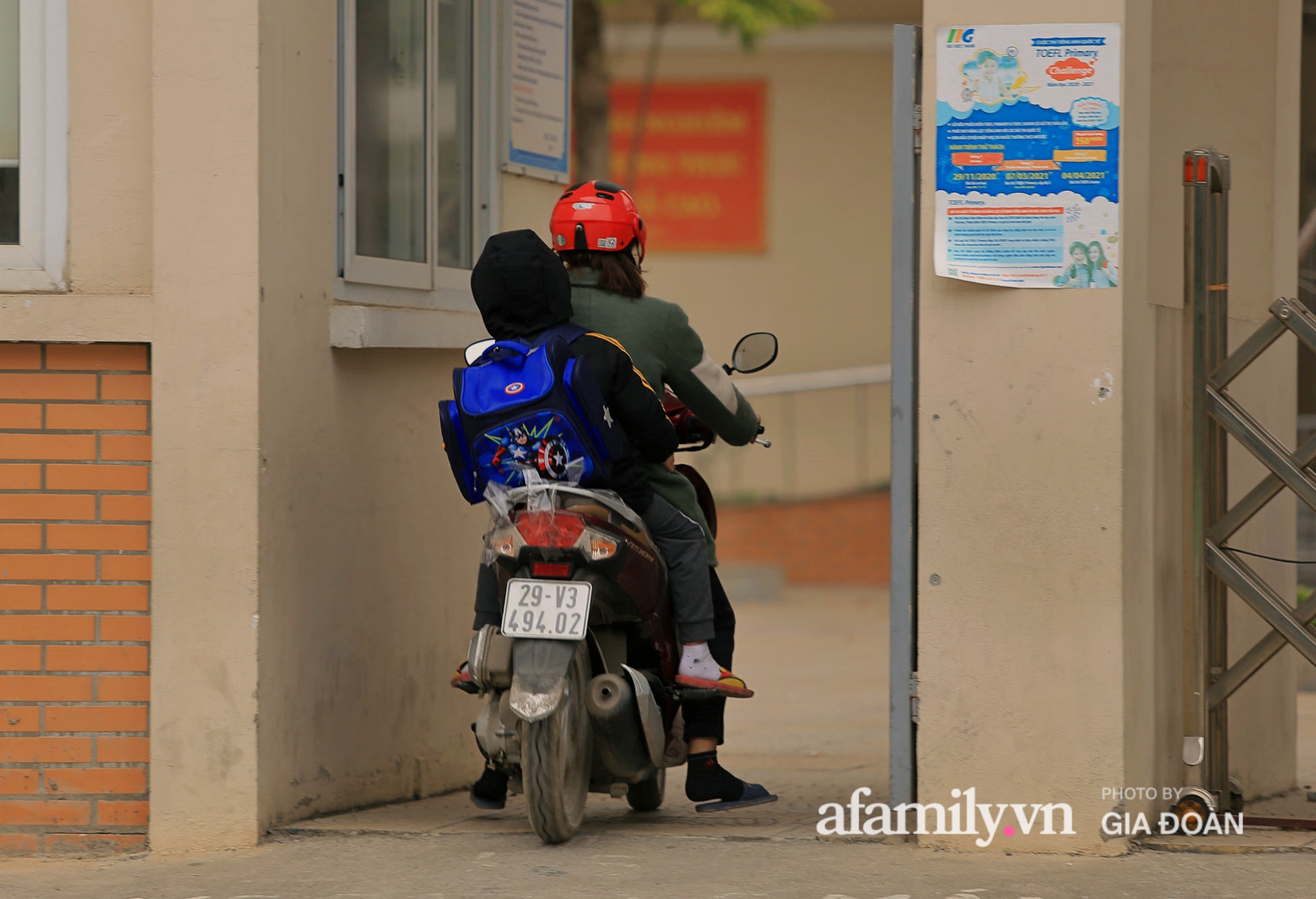 Theo quy định mỗi học sinh trong thời gian cách ly sẽ có một phụ huynh đi cùng.