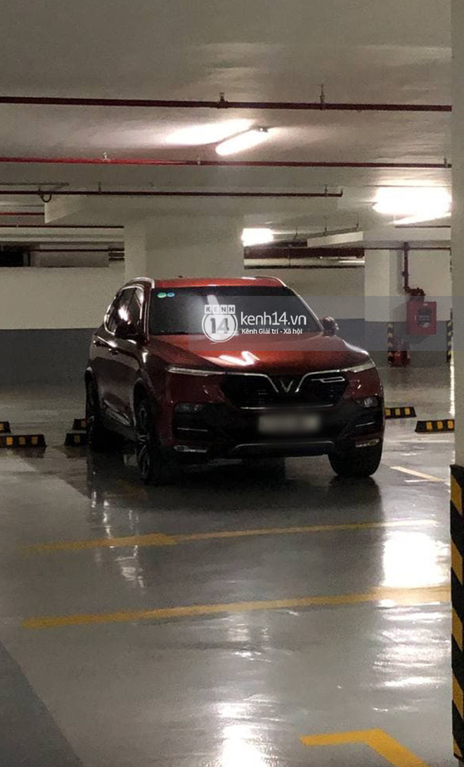 Vào ngày 24/12, Huy Trần được cho là đã hẹn hò lãng mạn mừng Giáng sinh tại nhà Ngô Thanh Vân