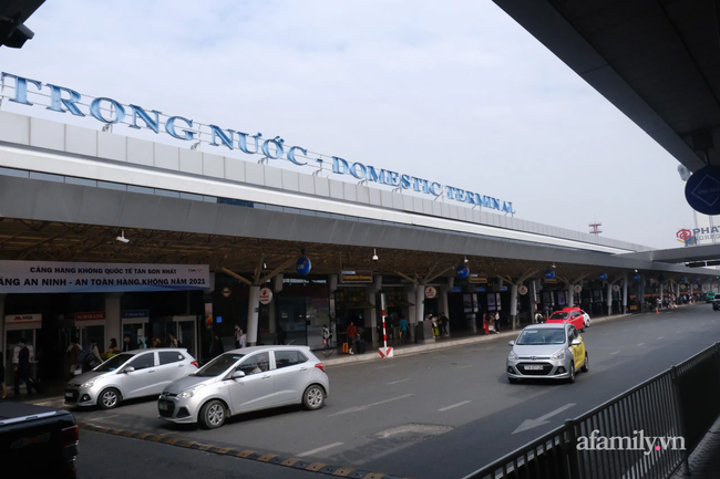 Sân bay vắng ngày 26 tháng Chạp Tết Tân Sửu 2021, khác hẳn mọi năm.