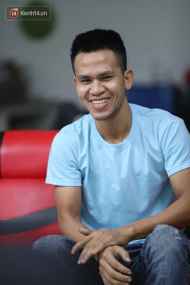 Nhiều cảm xúc khó tả trong người Mạnh lúc này