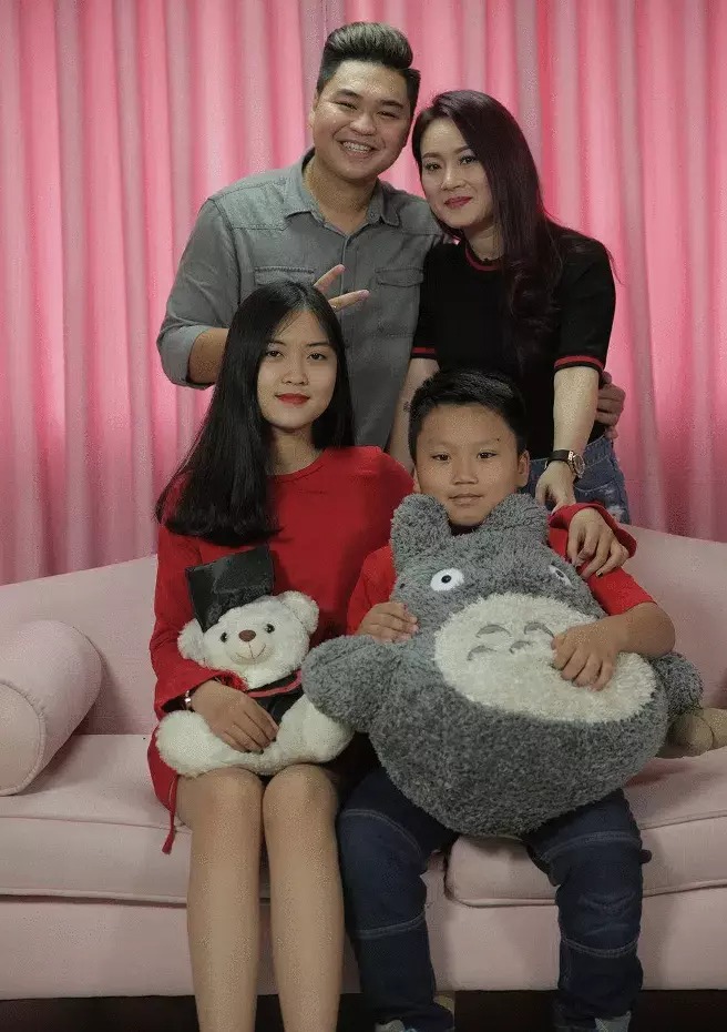 Gia đình hạnh phúc của Duy Phước và Trân Châu