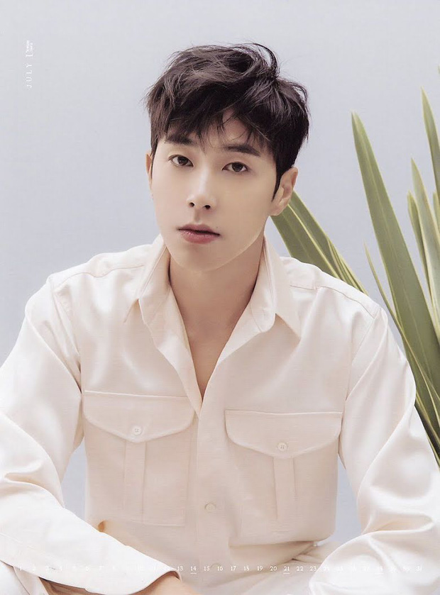 Yunho bị nghi uống rượu quá giờ giới nghiêm tại cơ sở giải trí người lớn chứ không phải nhà hàng của bạn như thông tin ban đầu