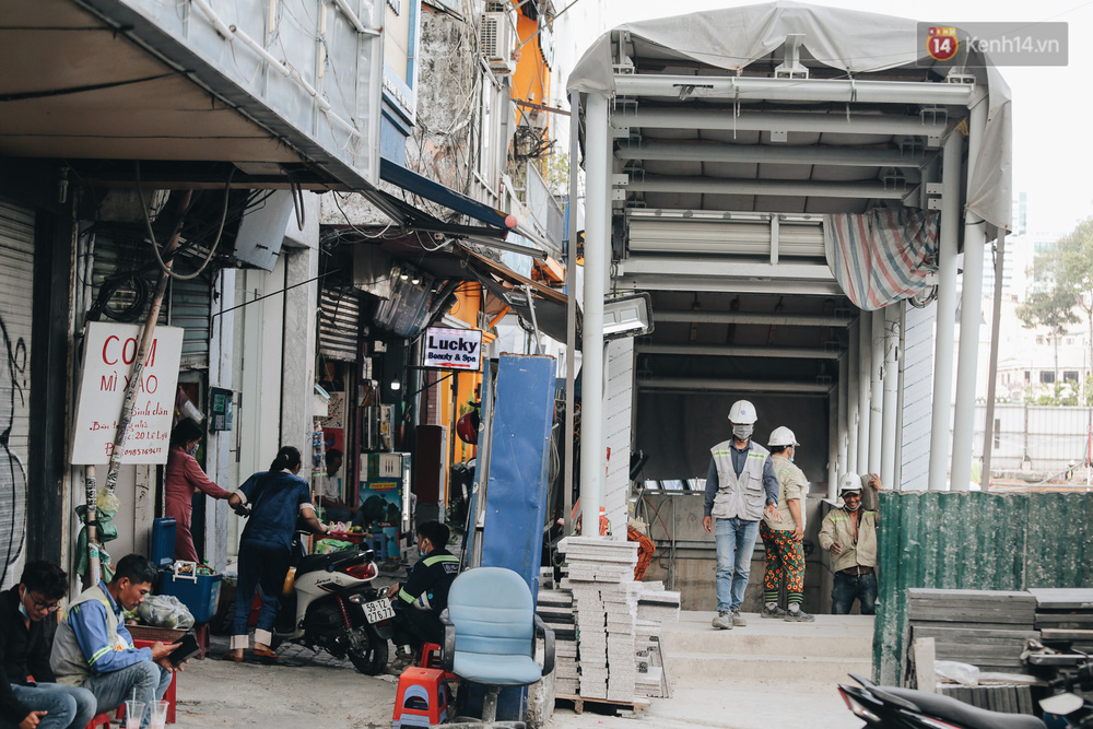 Ban Quản lý Đường sắt đô thị cho biết, gói thầu CP 1a từ ga Bến Thành và đoạn đi ngầm từ nhà ga này đến ga Nhà hát Thành phố đã hoàn thành 84,9% khối lượng