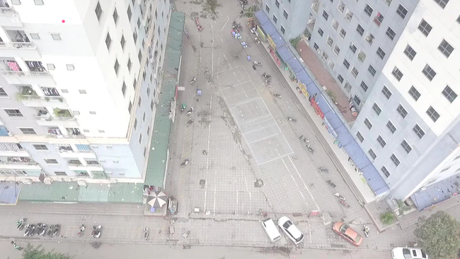 Tận dụng làm sân thể thao