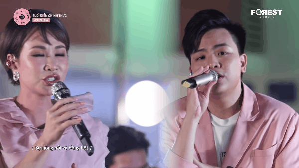 Uyên Linh song ca cùng Hứa Kim Tuyền với ca khúc Shallow