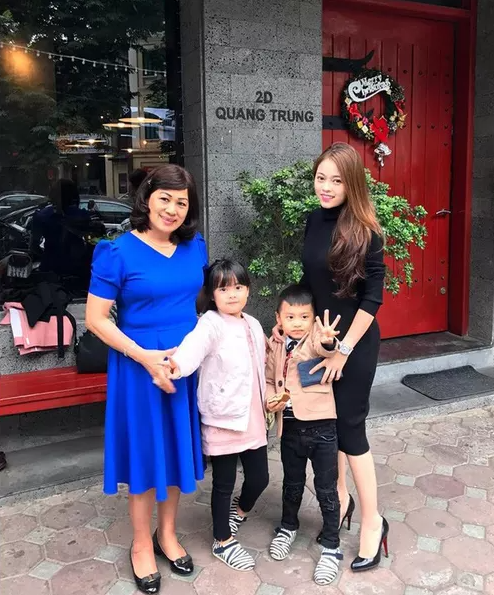 Hằng Túi gọi 2 mẹ chồng là bà nội Su Sóc và bà nội Sữa Sam San.