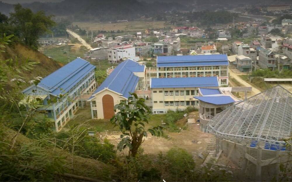 Trường THPT chuyên Bắc Kạn, nơi xảy ra vụ việc.