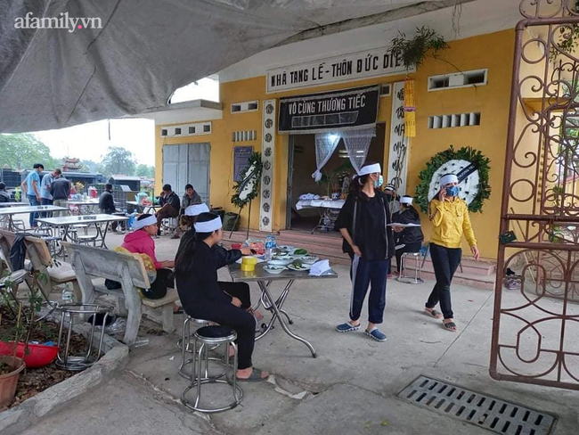 Lễ phát tang vừa được tổ chức ngay tại nghĩa trang