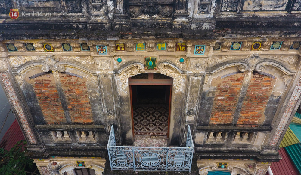 Theo bà Hồng, được sống trong ngôi nhà chính là vinh dự lớn