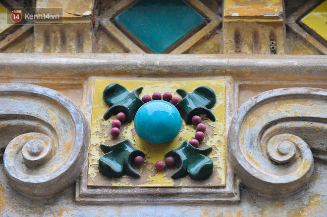 Theo ông Bảo, có rất nhiều kiến trúc sư cũng như thợ nhà nghề đến xem thiết kế đều trầm trồ khen ngợi trước vẻ đẹp của công trình kiến trúc cổ này